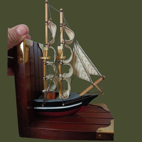Vtg Wooden Ship Bookends With Wood & Metal Accents & Nautical Design Multicolor - Picture 8 of 14